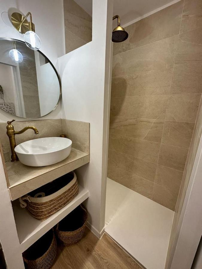 Chez Romeo & Sandro Pezenas Luaran gambar